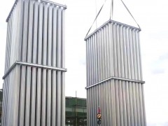 云南通威高纯晶硅项目空分制氮气化器成功吊装