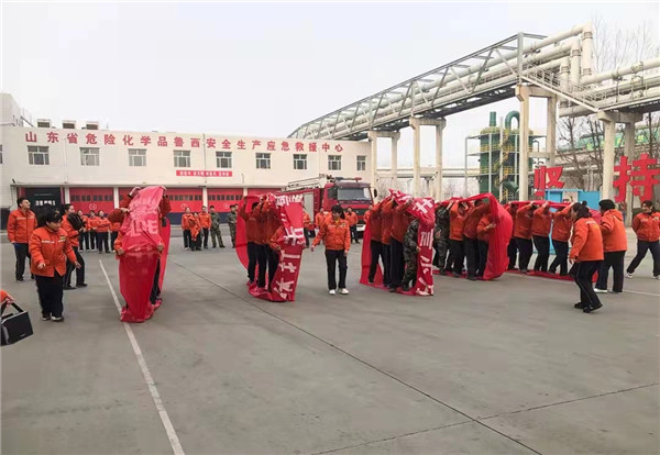 10 无敌风火轮活动现场2.jpg 10 无敌风火轮活动现场2.jpg