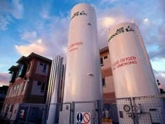 空气化工5月5日成交额降至2.63亿美元，较前一日下滑34.47%